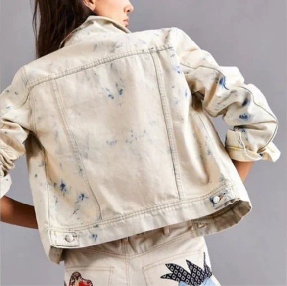 SALE NWOT FREE PEOPLE RUMORS DENIM JACKET - Picture 3 of 11